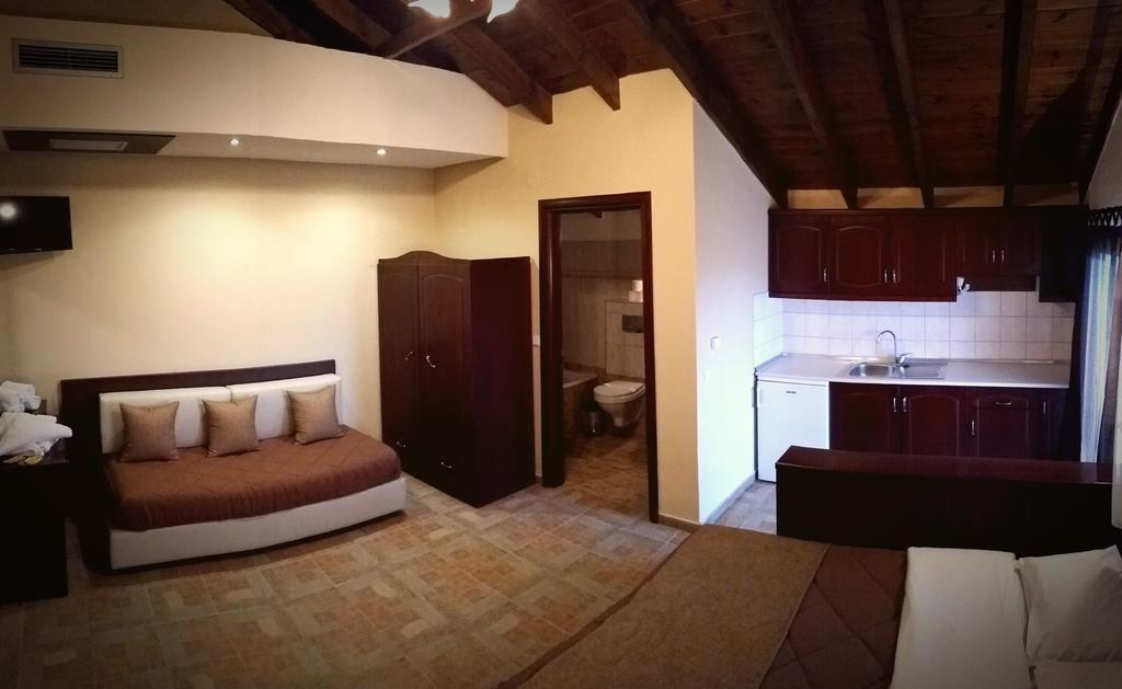 Filippion Hotel كيراموتي الغرفة الصورة